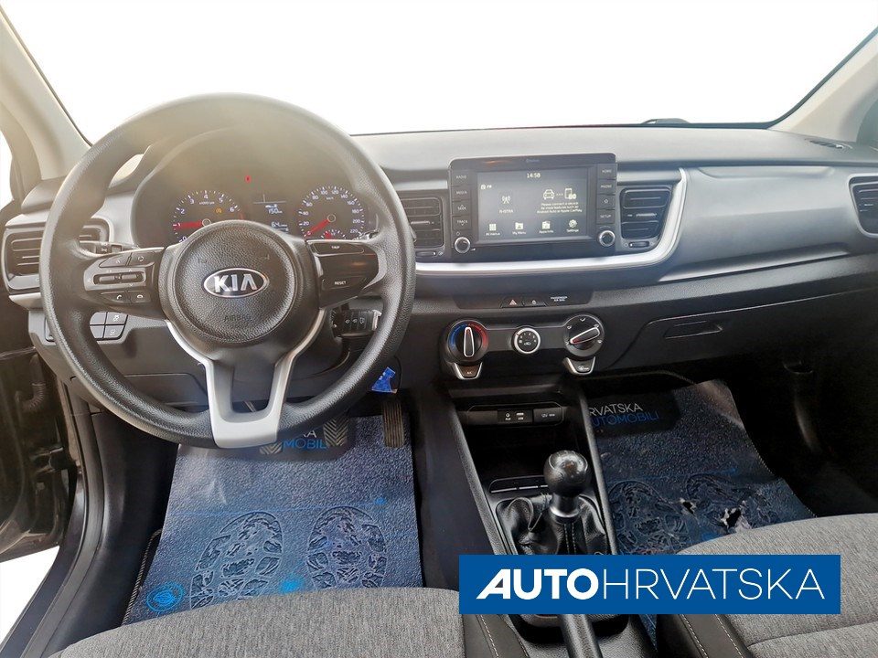 2019 Kia Stonic — fotografija 7