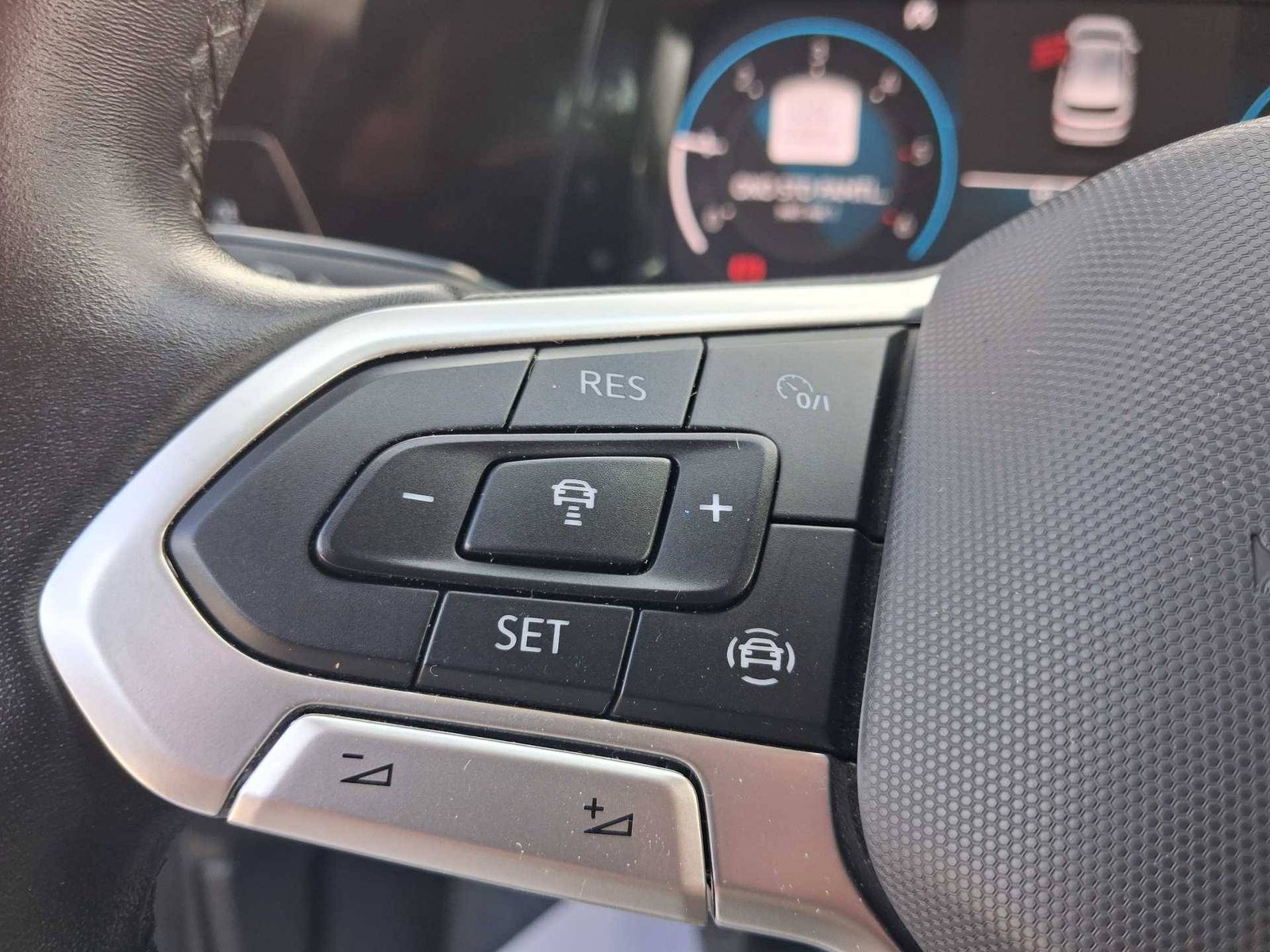 2024 Volkswagen Golf — fotografija 21