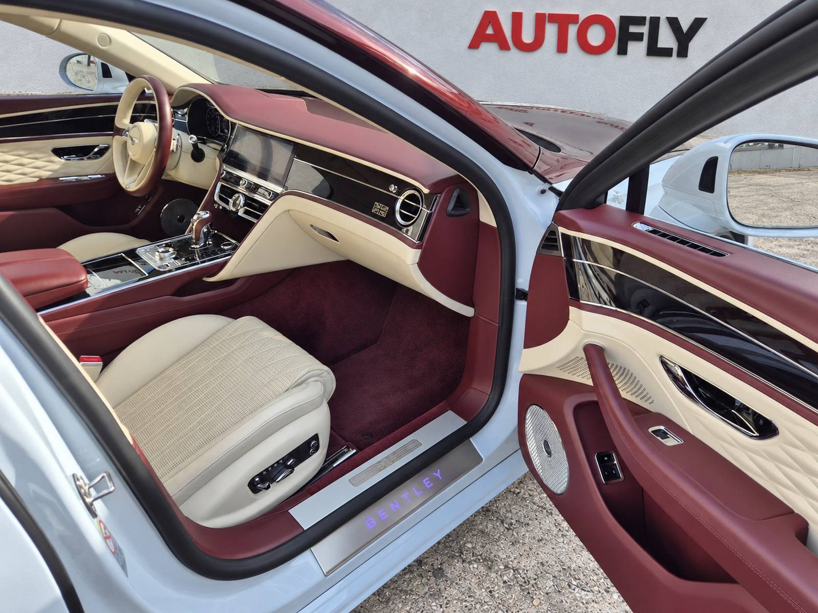 2020 Bentley S1 — fotografija 13