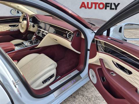 2020 Bentley S1 — sličica 13