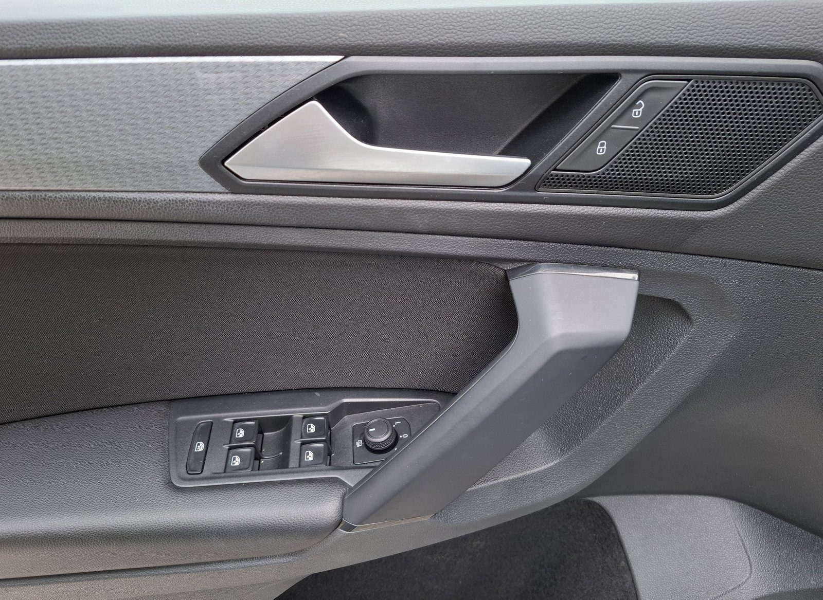 2022 Volkswagen Tiguan — fotografija 14