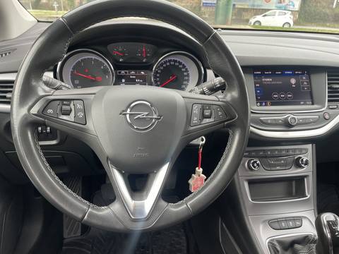 2021 Opel Astra — sličica 14