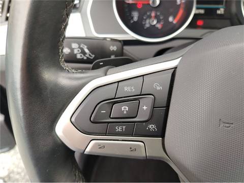2021 Volkswagen Passat — sličica 17