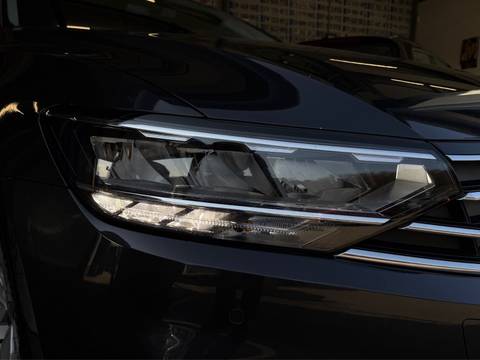 2021 Volkswagen Passat — sličica 23