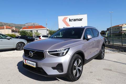 2026 Volvo XC40
