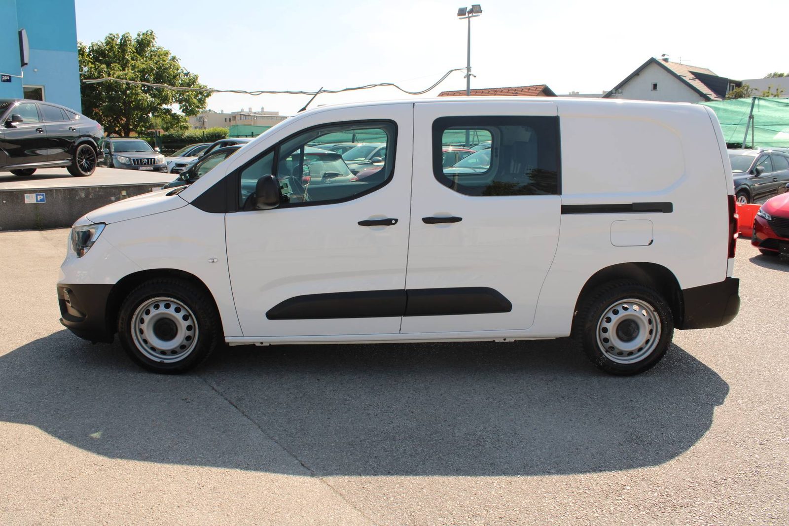 2021 Opel Combo — fotografija 8