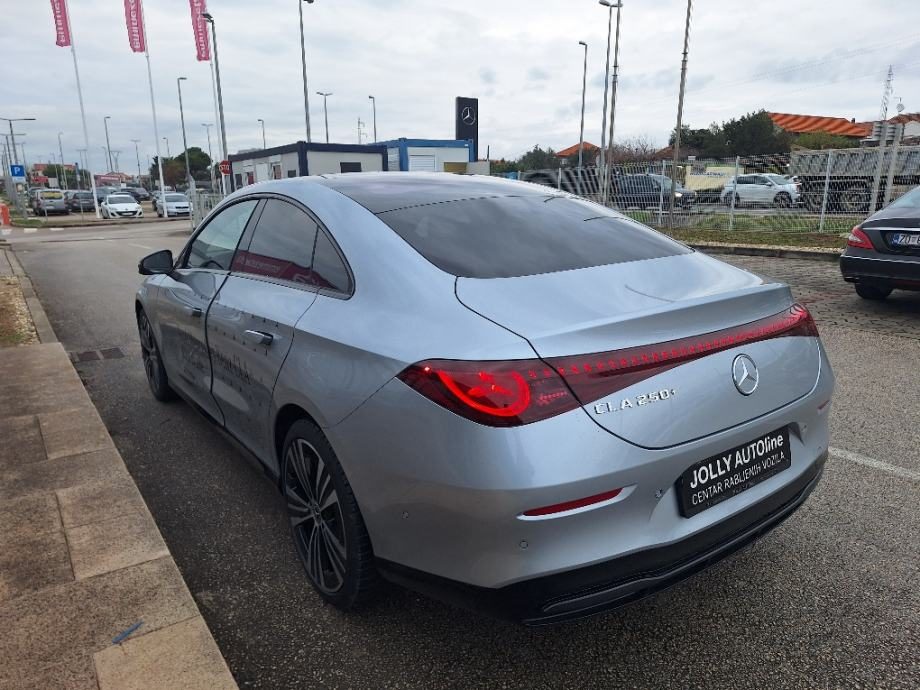 2025 Mercedes-Benz CLA — fotografija 6