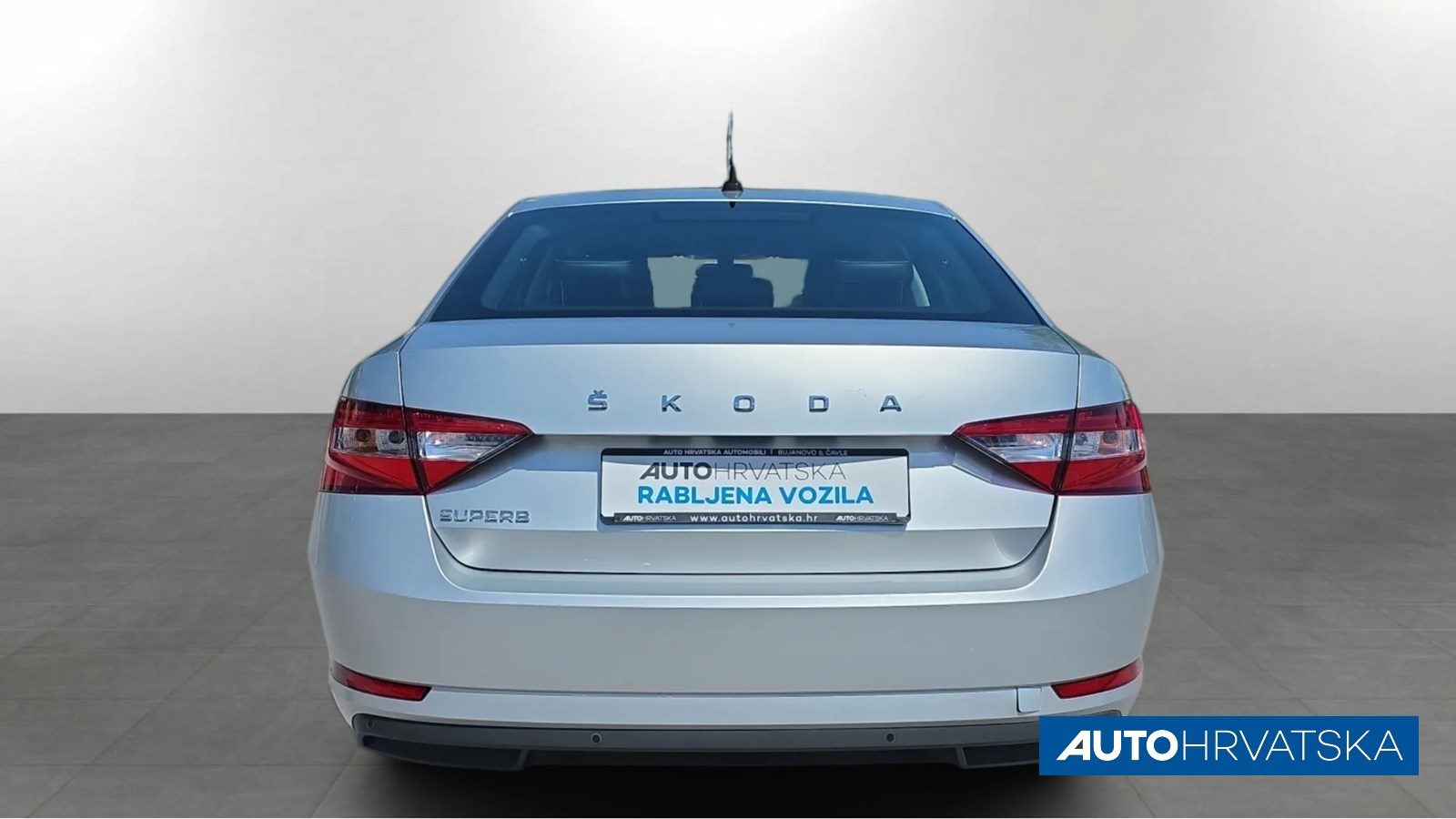 2021 Škoda Superb — fotografija 6