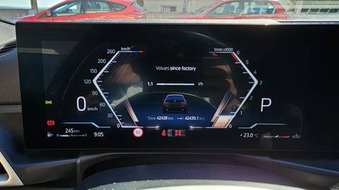 2024 BMW Serija 3 M Sport — sličica 11