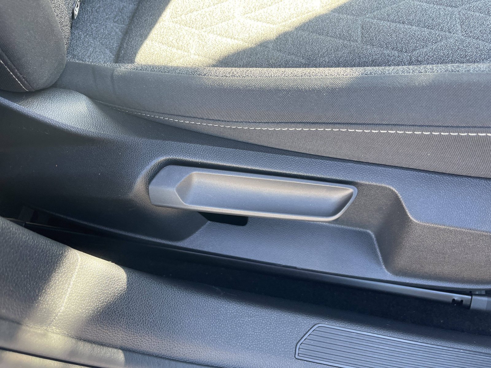 2023 Volkswagen Golf — fotografija 26