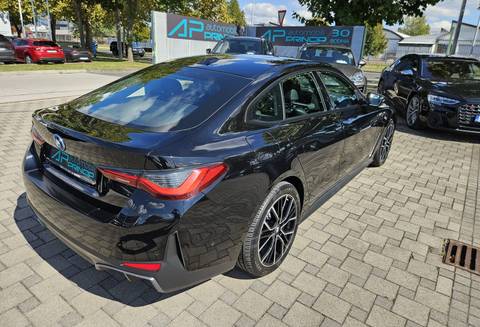 2022 BMW i4 — sličica 7