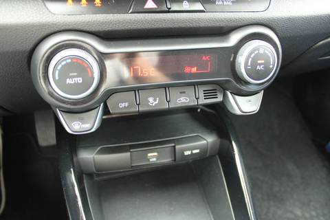 2024 Kia Stonic — sličica 17