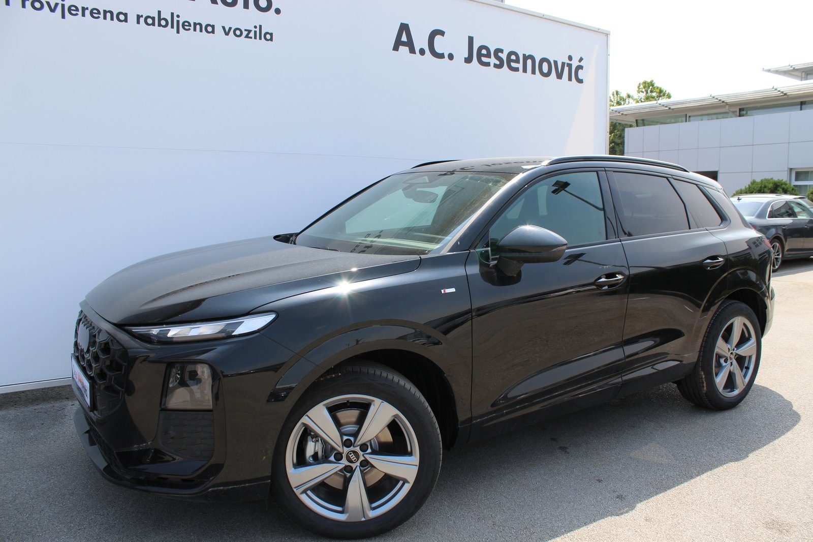 2026 Audi Q3 S line — fotografija 7