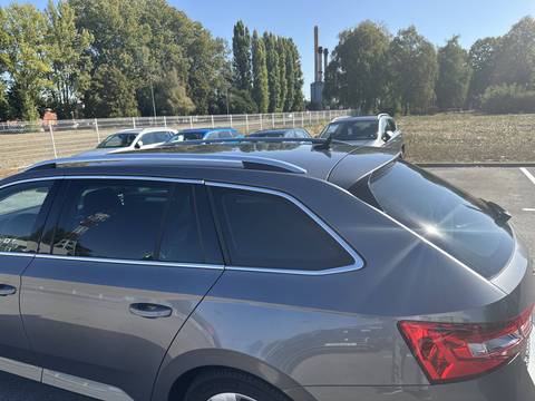 2022 Škoda Superb Combi — sličica 19
