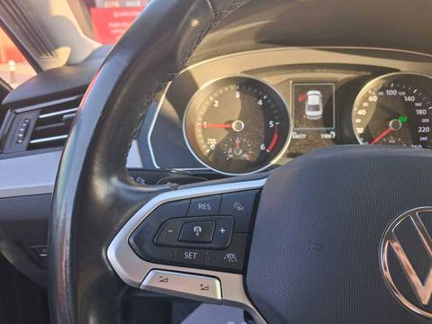 2022 Volkswagen Passat — sličica 23