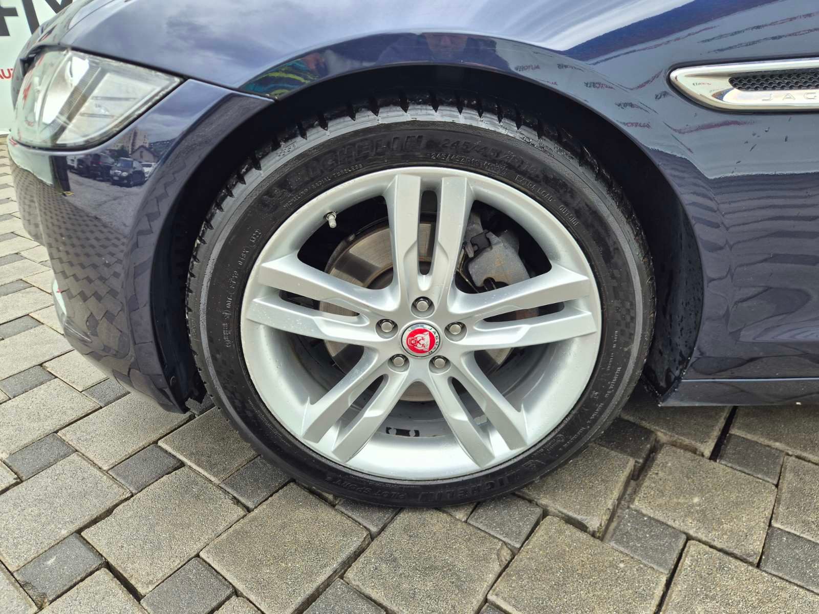 2016 Jaguar XF — fotografija 21