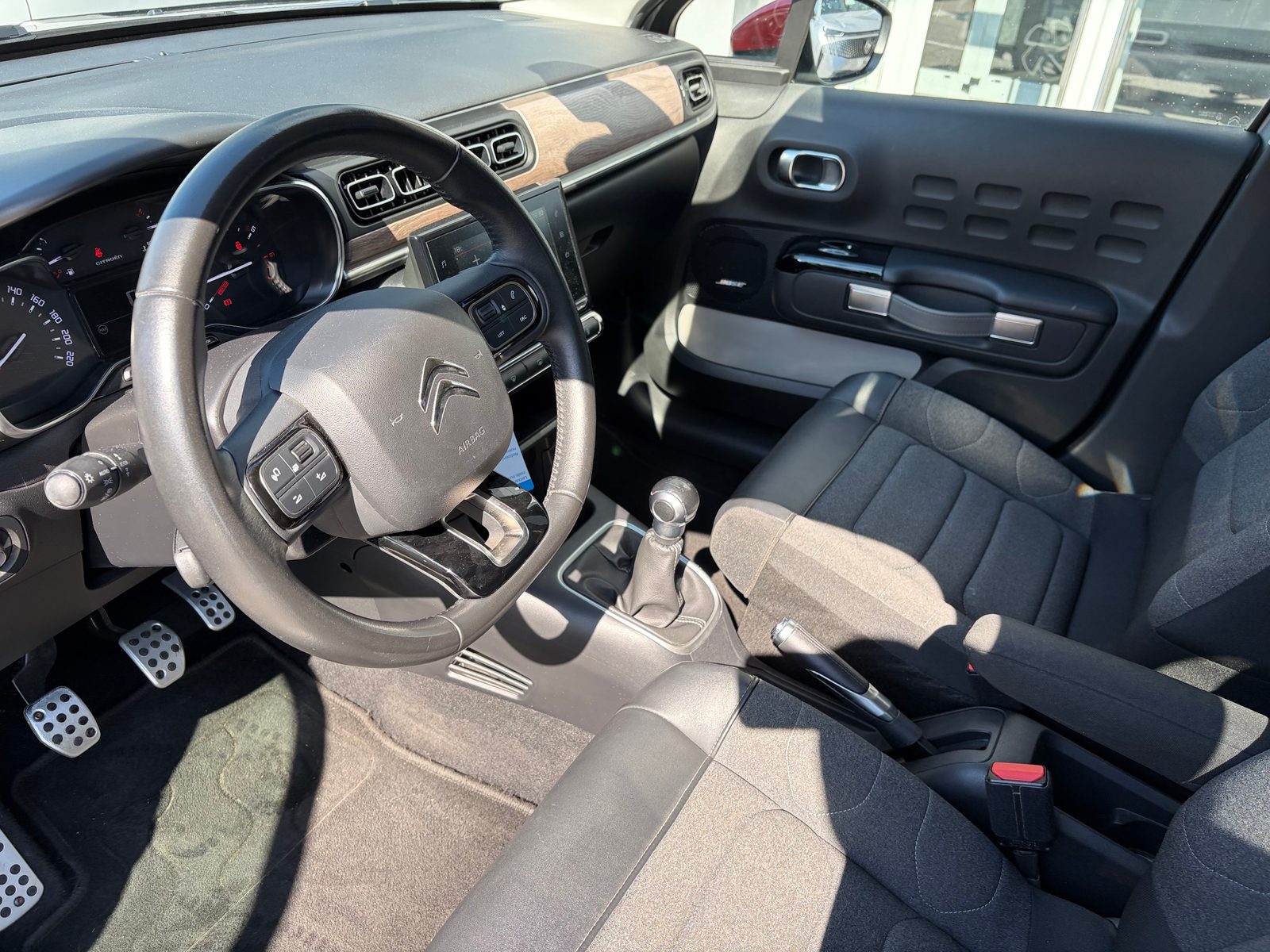 2022 Citroën C-3 — fotografija 9