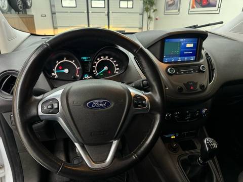 2023 Ford Transit — sličica 7