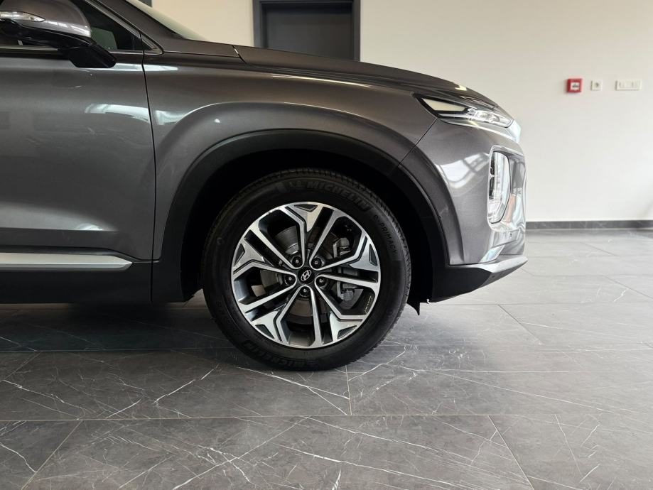 2019 Hyundai SantaFe — fotografija 7