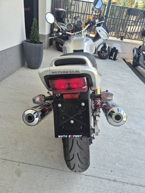 2001 Honda CB1300 Super — sličica 14