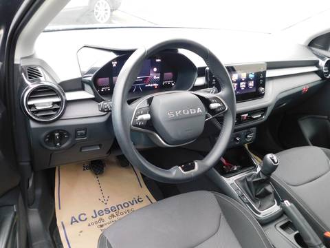 2025 Škoda Fabia — sličica 9