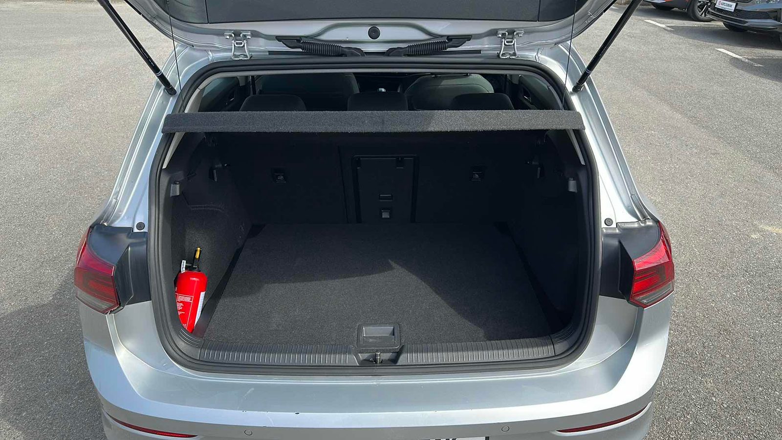 2024 Volkswagen Golf — fotografija 12