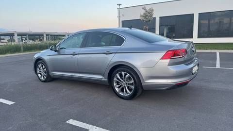 2020 Volkswagen Passat — sličica 6