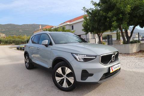 2026 Volvo XC40 — sličica 13