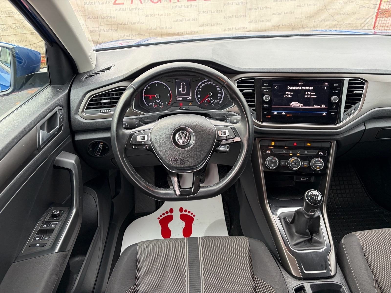 2018 Volkswagen T-Roc — fotografija 8