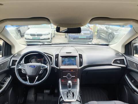 2016 Ford Edge — sličica 8
