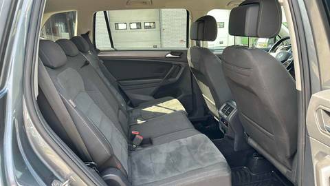 2023 Volkswagen Tiguan Allspace — sličica 10