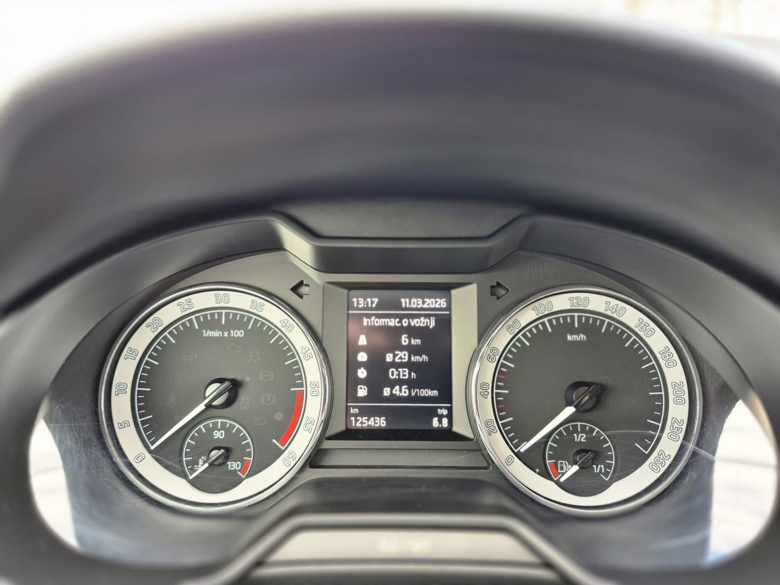 Škoda Octavia — fotografija 15