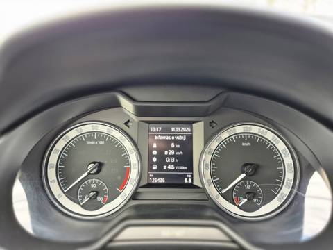 Škoda Octavia — sličica 15