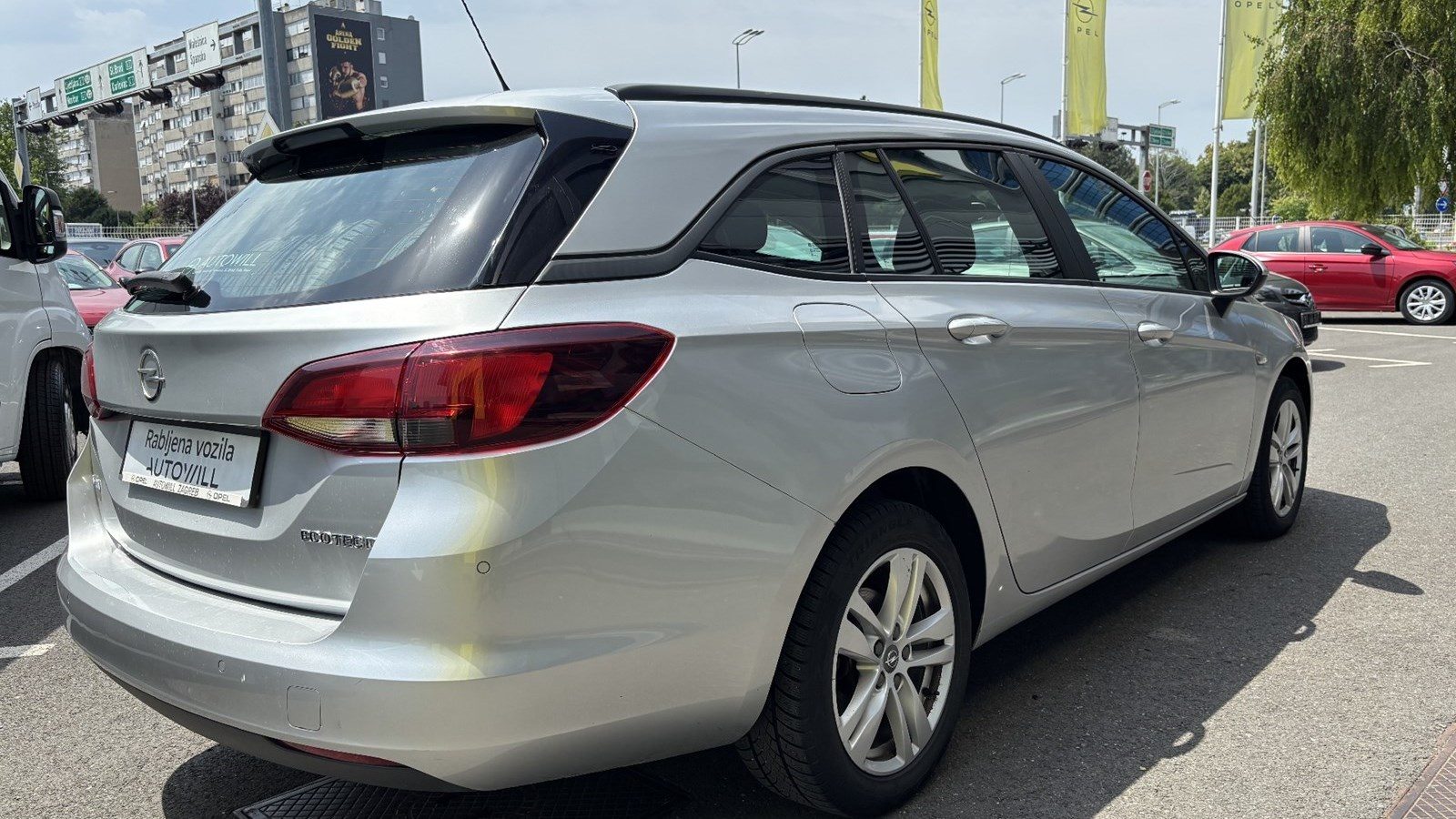 2019 Opel Astra Sports Tourer — fotografija 6