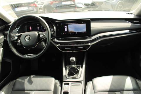 2022 Škoda Octavia Combi — sličica 15