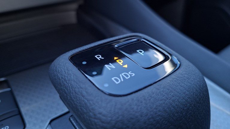 2025 Nissan Qashqai — fotografija 14