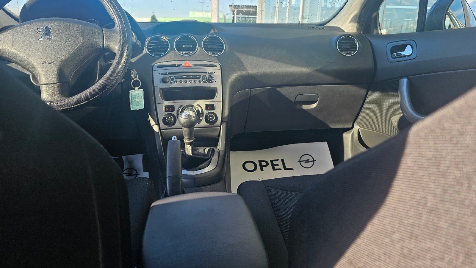 2008 Peugeot 308 — fotografija 17