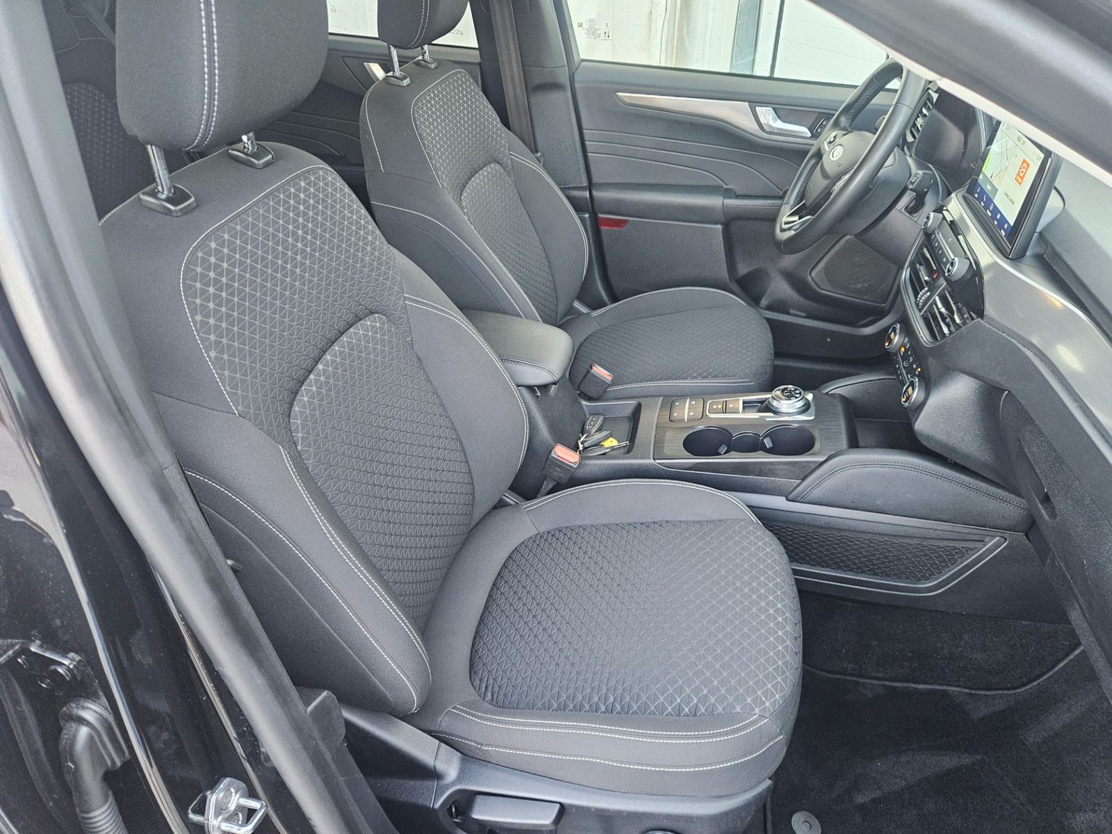 2022 Ford Kuga — fotografija 8