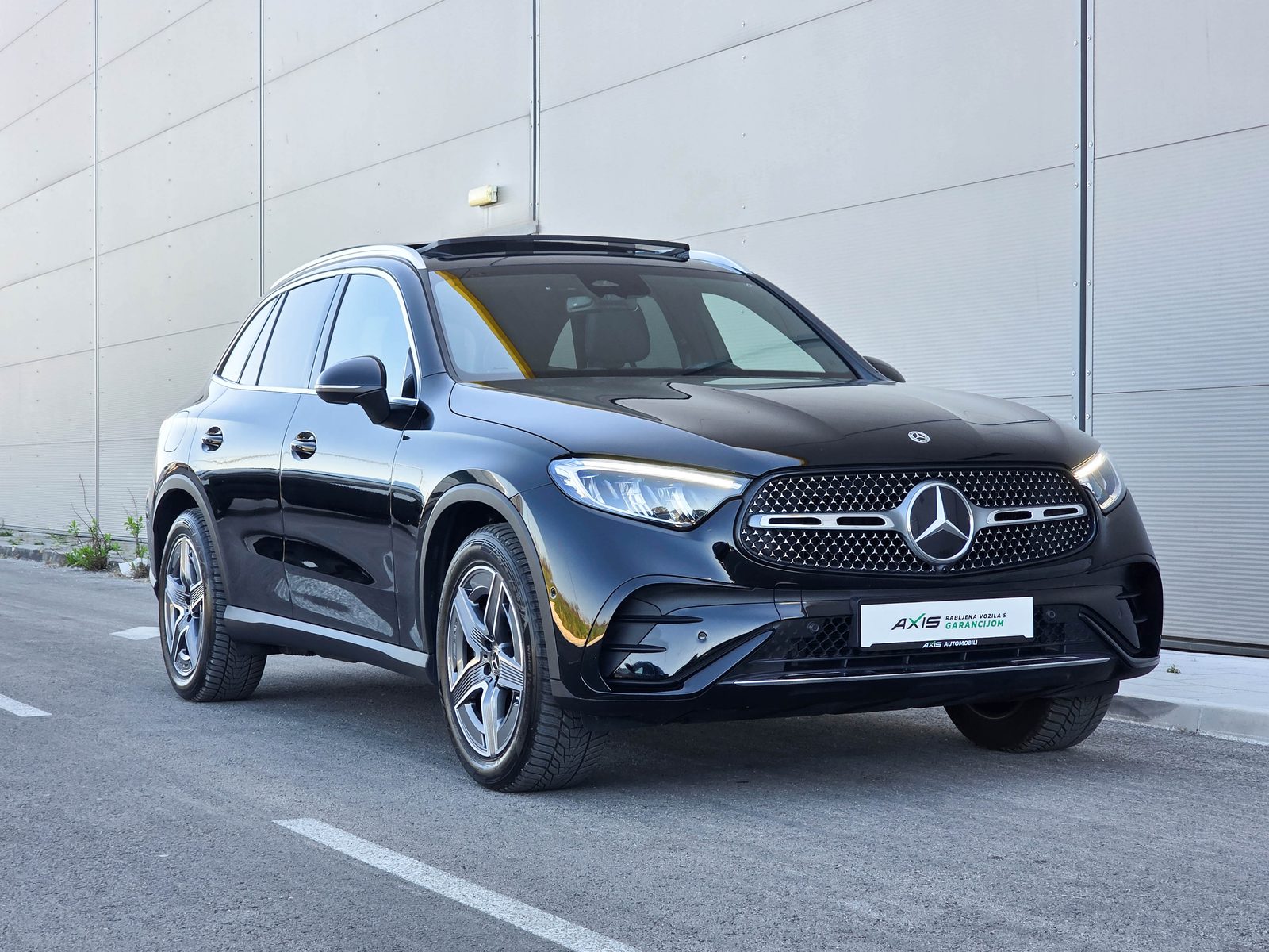 2023 Mercedes-Benz GLC — fotografija 21