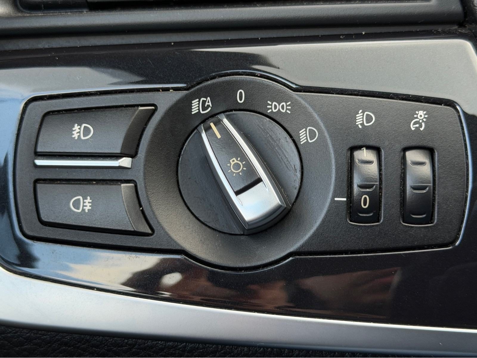 2010 BMW Serija 5 — fotografija 18