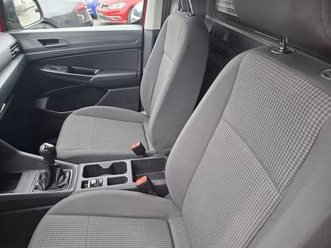 2021 Volkswagen Caddy — sličica 11