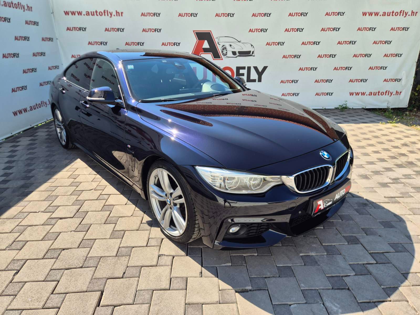 2015 BMW Serija 4 M Sport — fotografija 10