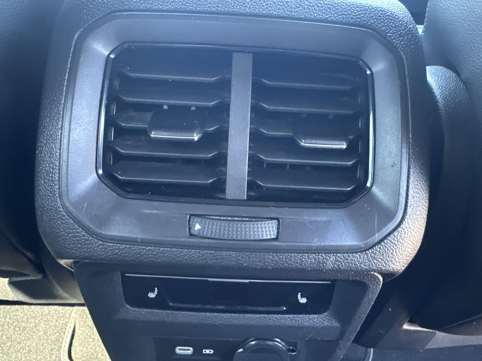 2022 Volkswagen Tiguan — fotografija 20