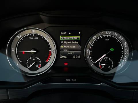 2021 Škoda Superb — sličica 17
