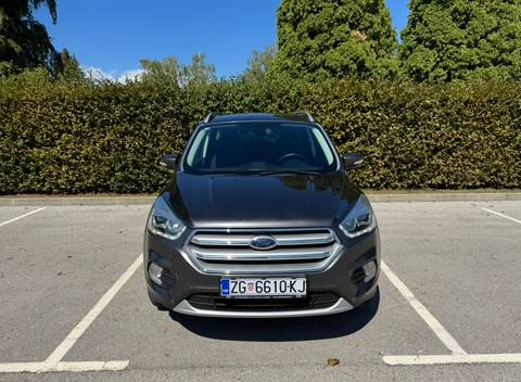 2018 Ford Kuga — sličica 2