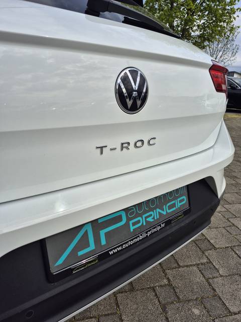 2021 Volkswagen T-Roc — sličica 23