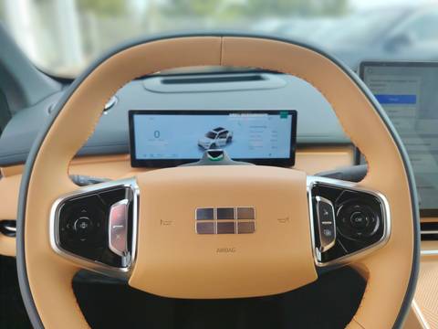 2026 Geely Starray EM-i — sličica 15