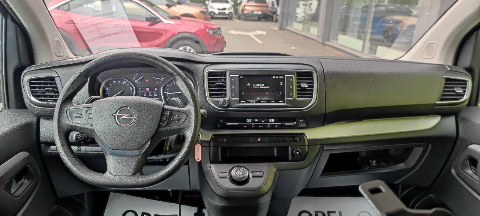 2023 Opel Zafira — fotografija 17