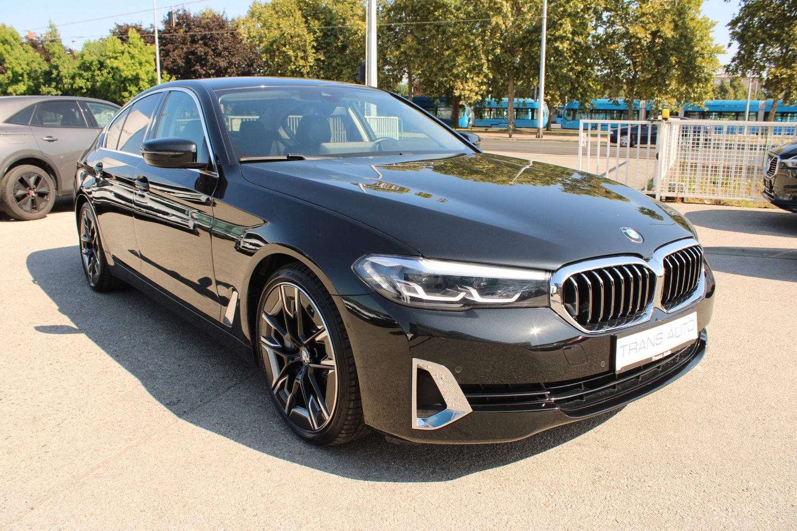 2022 BMW Serija 5 — fotografija 3