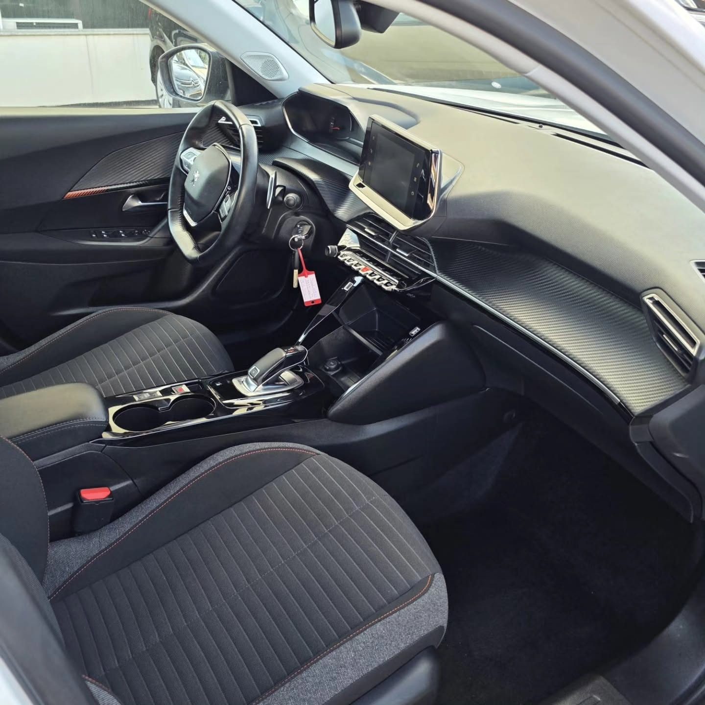 2021 Peugeot 2008 — fotografija 7